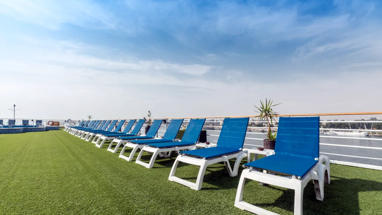 رحلة الباخرة بلو شادو I